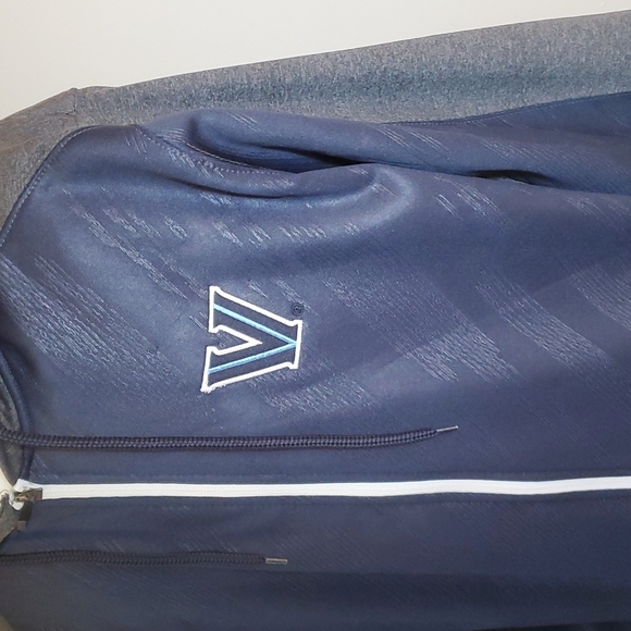 Villanova Zip Up Hoodie Size Medium - Picture 2 of 6